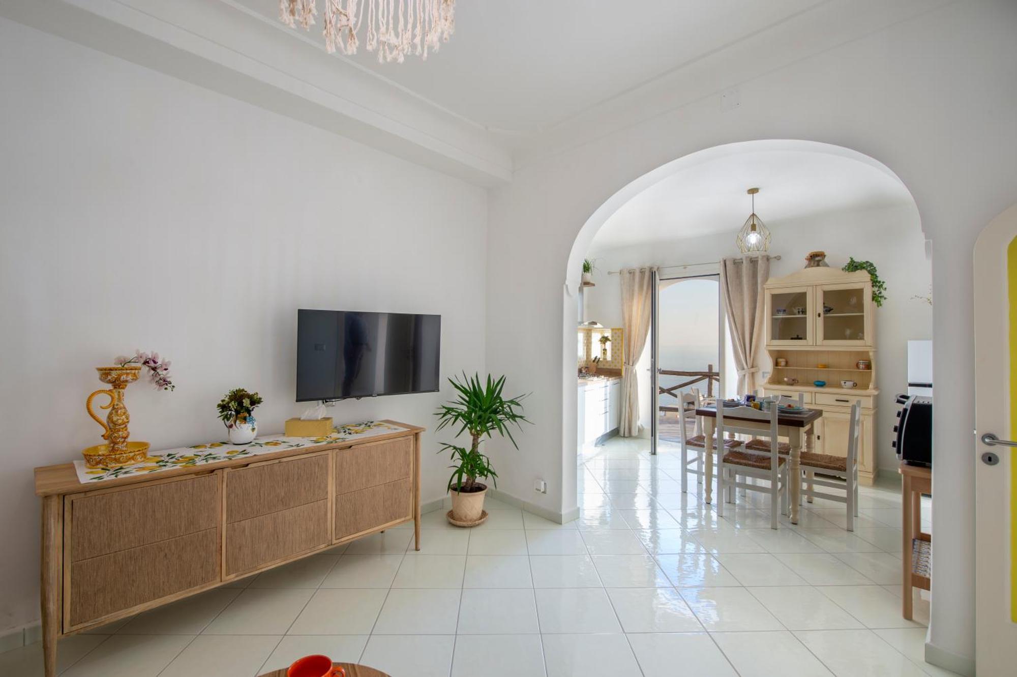 Aria Di Mare,Near Elevator, Few Steps, Parking, Garden Apartamento Positano Exterior foto
