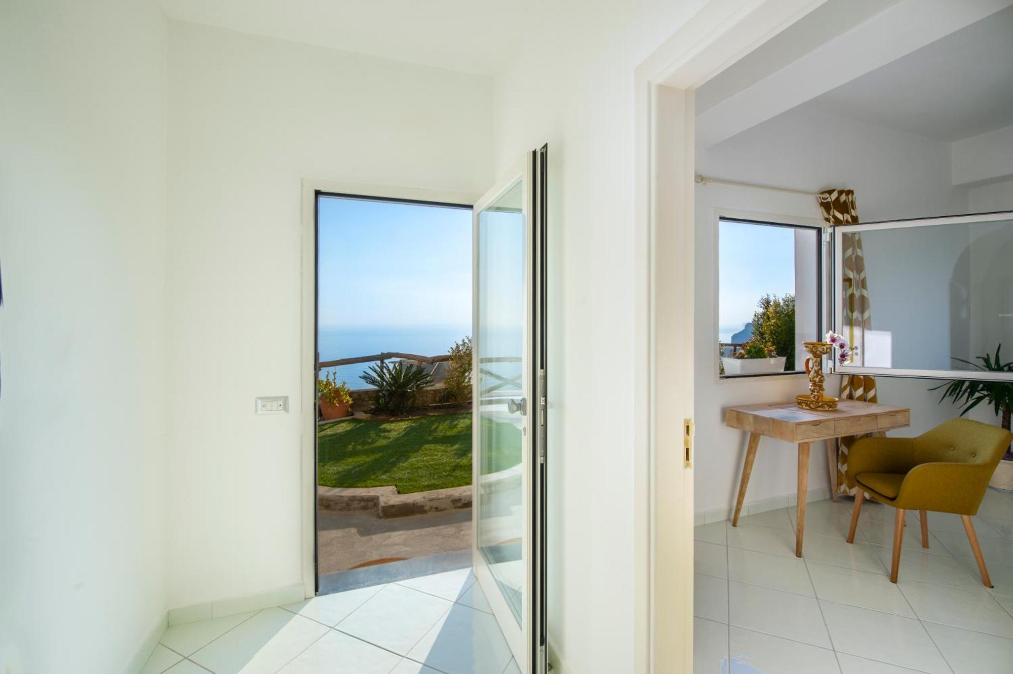 Aria Di Mare,Near Elevator, Few Steps, Parking, Garden Apartamento Positano Exterior foto